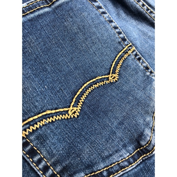 American Eagle Jeans - Picture 3 of 7